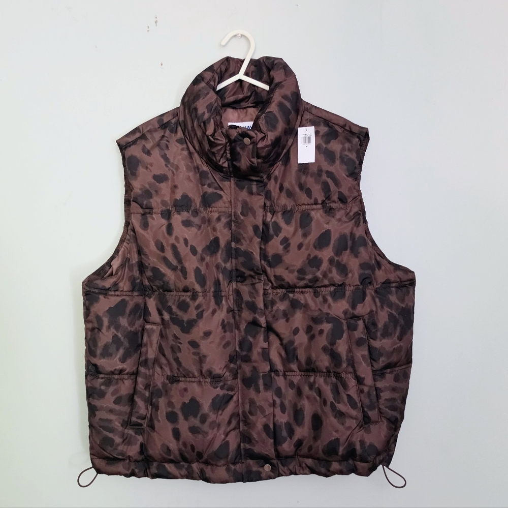 NWT Old Navy Leopard Print Puffer Vest in Brown & Black